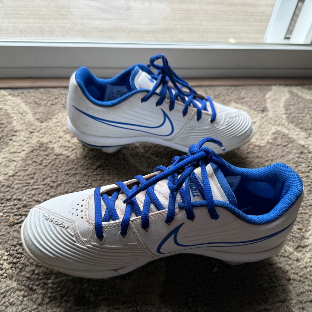 Nike Softball Lunaron Hyperdiamond 3 Pro Metal Cleats Women’s 6